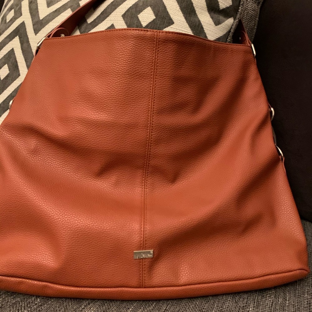 Thirty-one Jewel purse